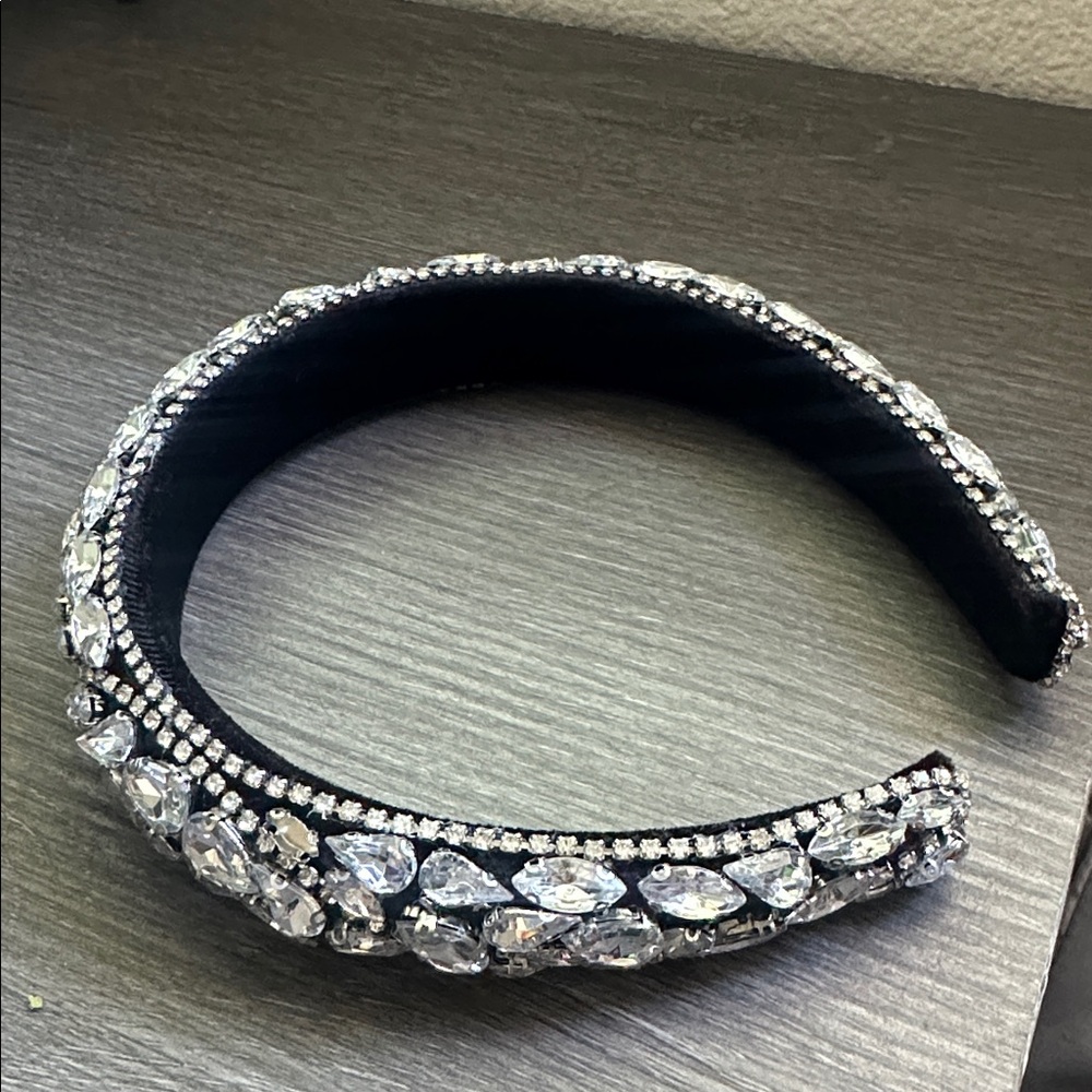 Zara Black and Silver Crystal Headband - Picture 3 of 10